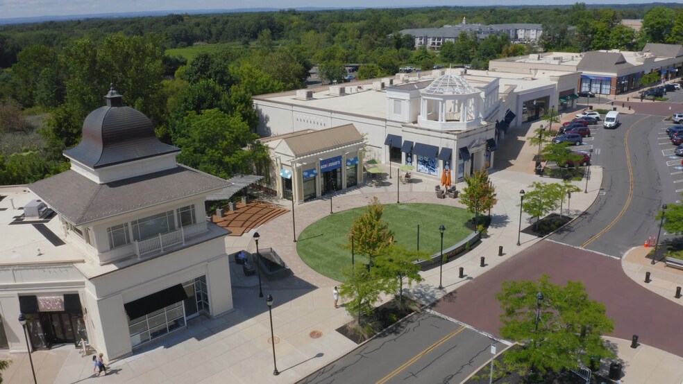 More Photos Of 600 Evergreen Way, South Windsor Unknown For Lease