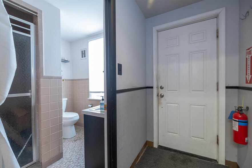 More Photos Of 1017 Market St, Gloucester City Medical For Sale