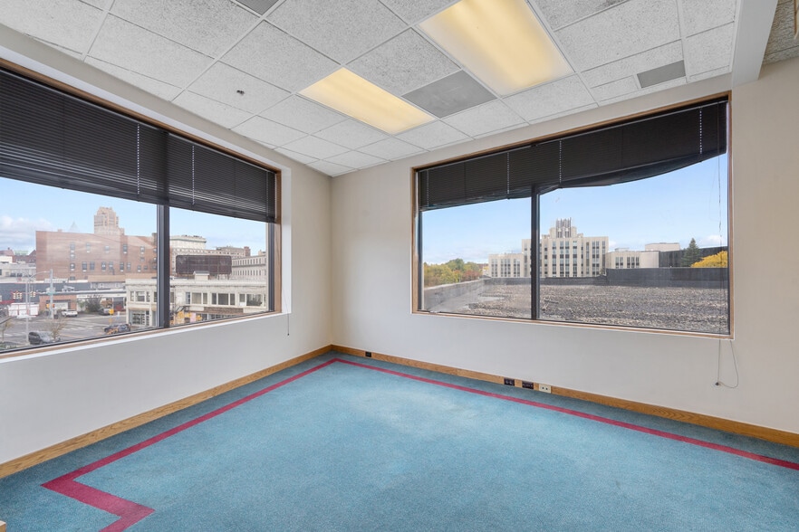 More Photos Of 344 W Genesee St, Syracuse Loft Creative Space For Lease