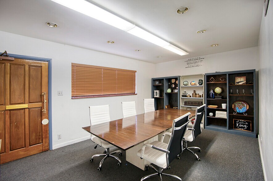 More Photos Of 3602 N 15th Ave, Phoenix Office For Sale