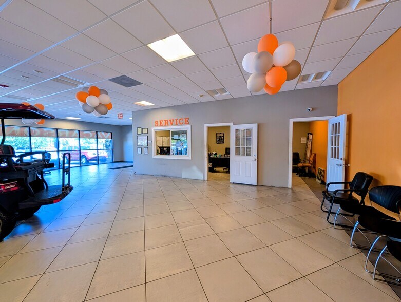 More Photos Of 5301 Oaklawn Blvd, Hopewell Auto Repair For Lease
