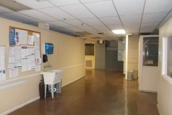 More Photos Of 814 22nd Ave, Meridian Flex For Sale