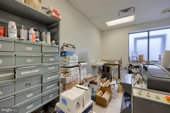 More Photos Of 206 W Kendig Rd, Willow Street Warehouse For Sale