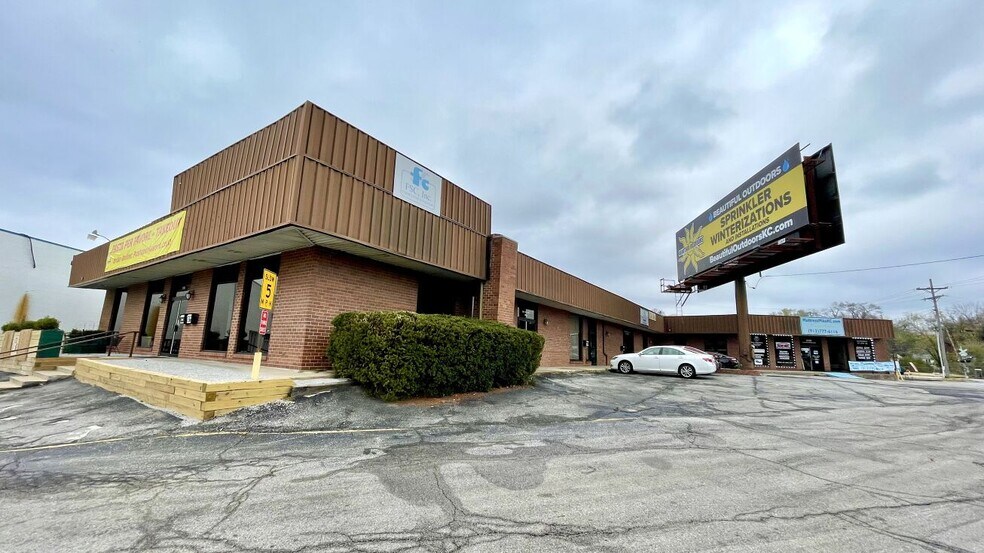 More Photos Of 3100-3102 S 24th St, Kansas City Storefront Retail Office For Lease