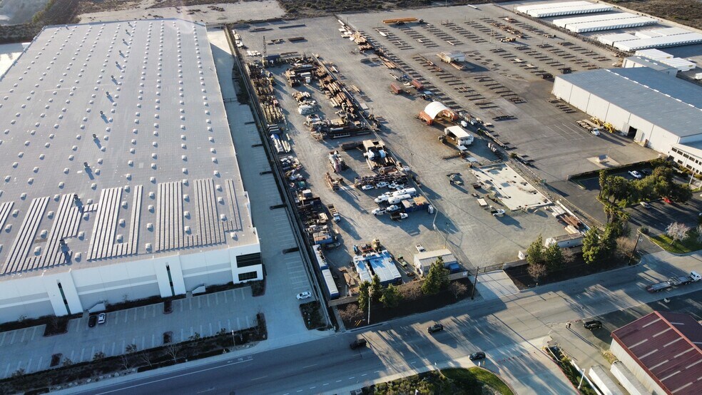 More Photos Of 2690 N Locust Ave, Rialto Land For Lease