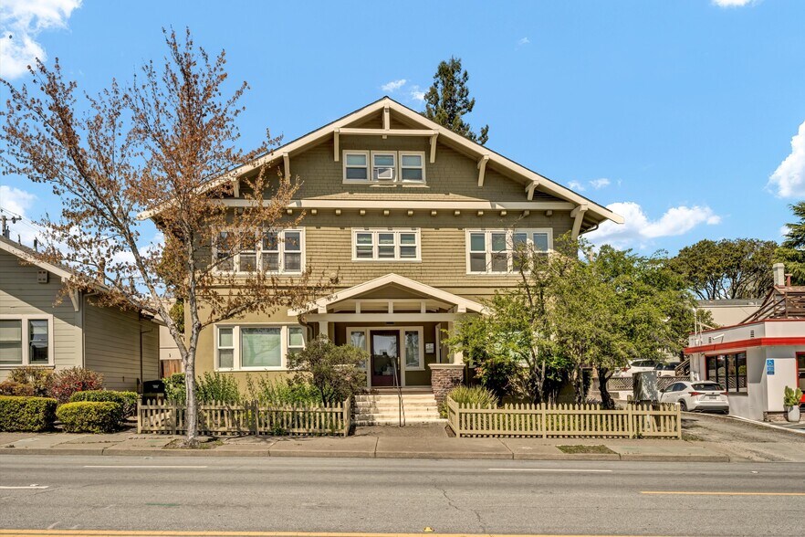 Primary Photo Of 312 Washington St, Petaluma Apartments For Sale