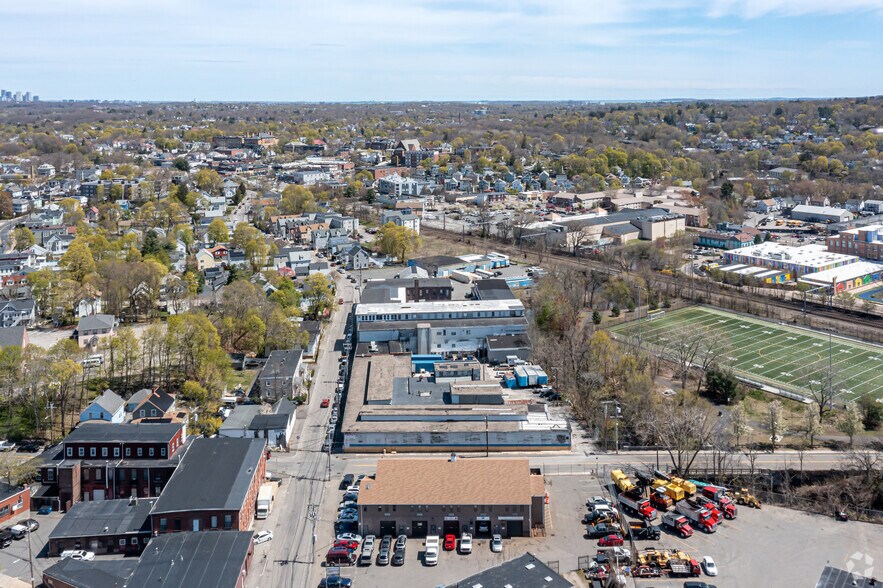 More Photos Of 100 Business St, Hyde Park Unknown For Lease