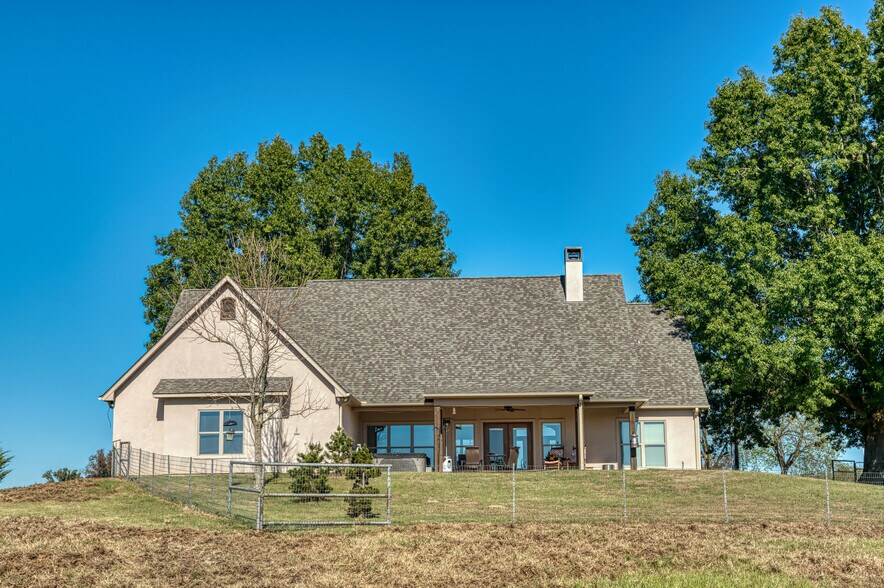 More Photos Of 2261 TX-276, Emory Specialty For Sale