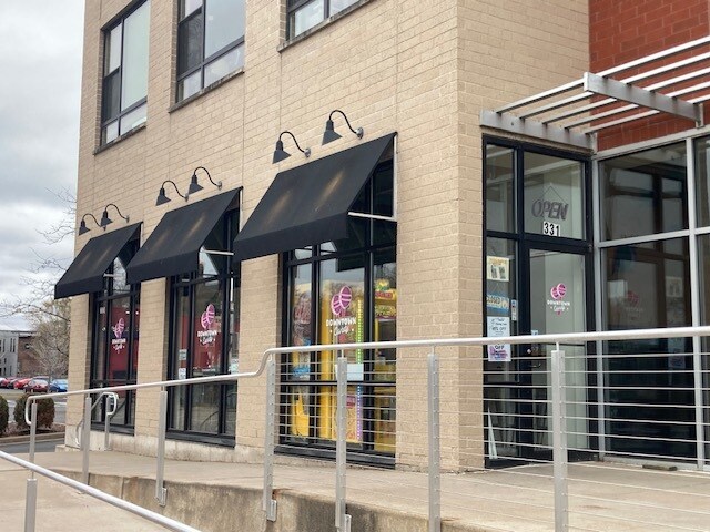 More Photos Of 329 Riverfront Ter, Eau Claire Storefront Retail Residential For Lease