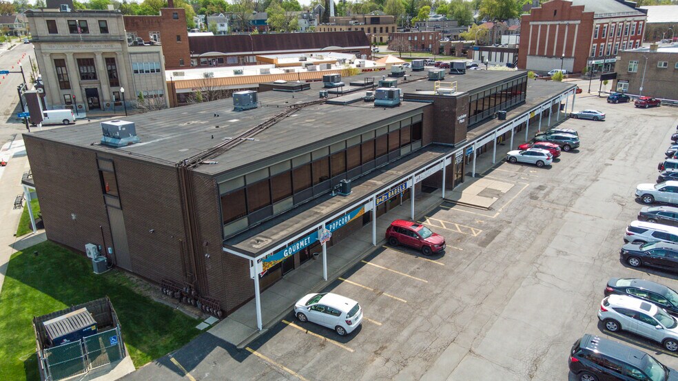 More Photos Of 21 Main St, Lockport Office For Lease