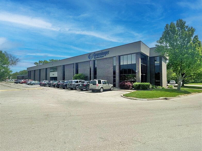 More Photos Of 9011 N Meridian St, Indianapolis Office For Lease