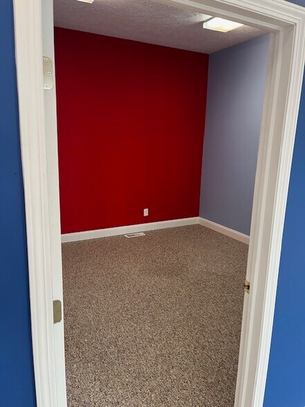 More Photos Of 308 US Highway 31 S, Traverse City Freestanding For Lease