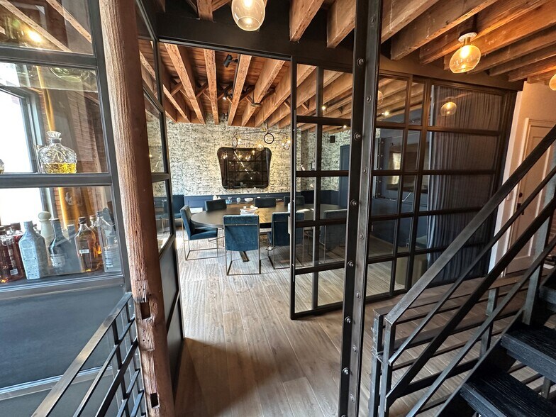 More Photos Of 155 Duane St, New York General Retail For Sale