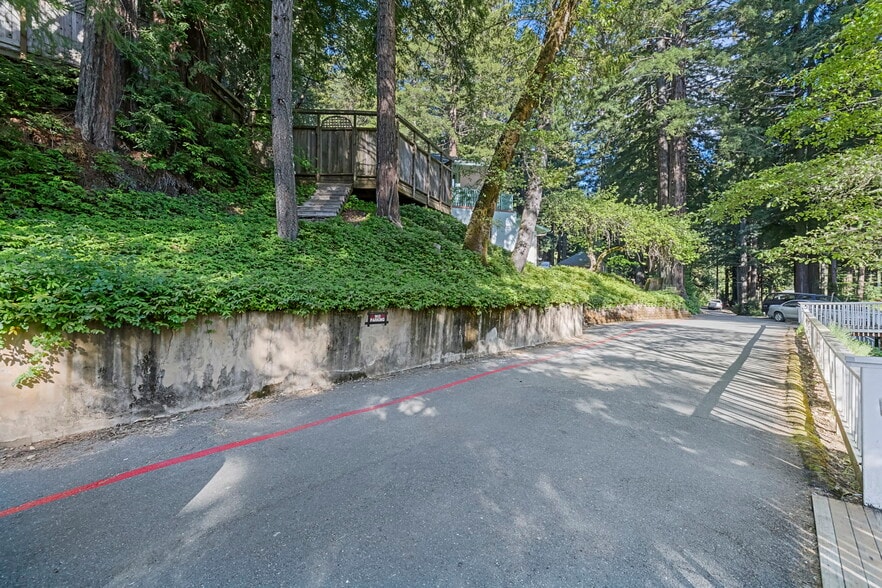 More Photos Of , Willits Unknown For Sale