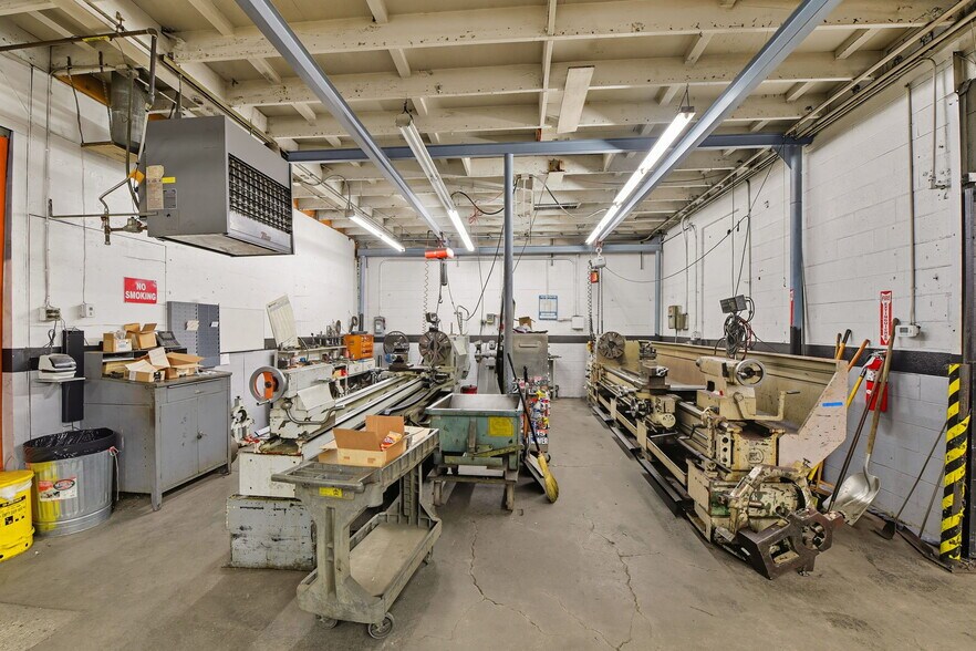 More Photos Of 1180 N 5th St, San Jose Manufacturing For Sale