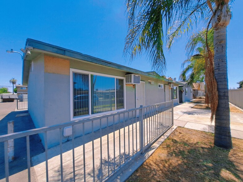 More Photos Of 441 S Dearing Ave, Fresno Apartments For Sale