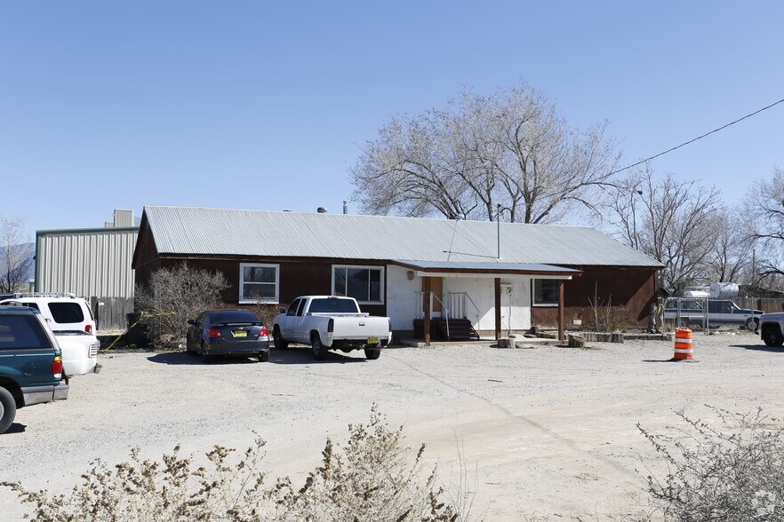More Photos Of 300 Ranchitos Rd NE, Albuquerque Contractor Storage Yard For Lease