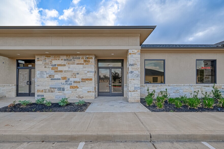 More Photos Of 4220 Cartwright Rd, Missouri City Medical For Lease