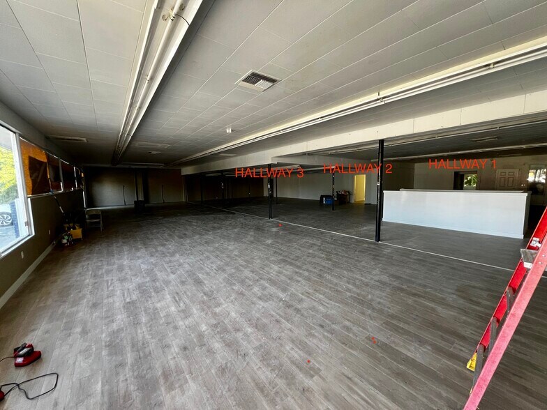 More Photos Of 9304 Greenback Ln, Orangevale Storefront For Lease