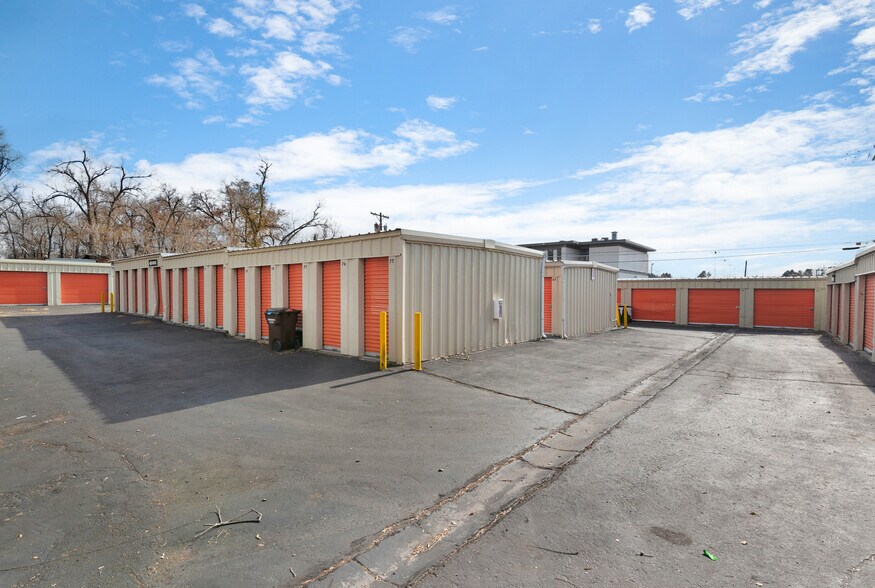 More Photos Of 2105 E Platte Ave, Colorado Springs Hotel For Sale