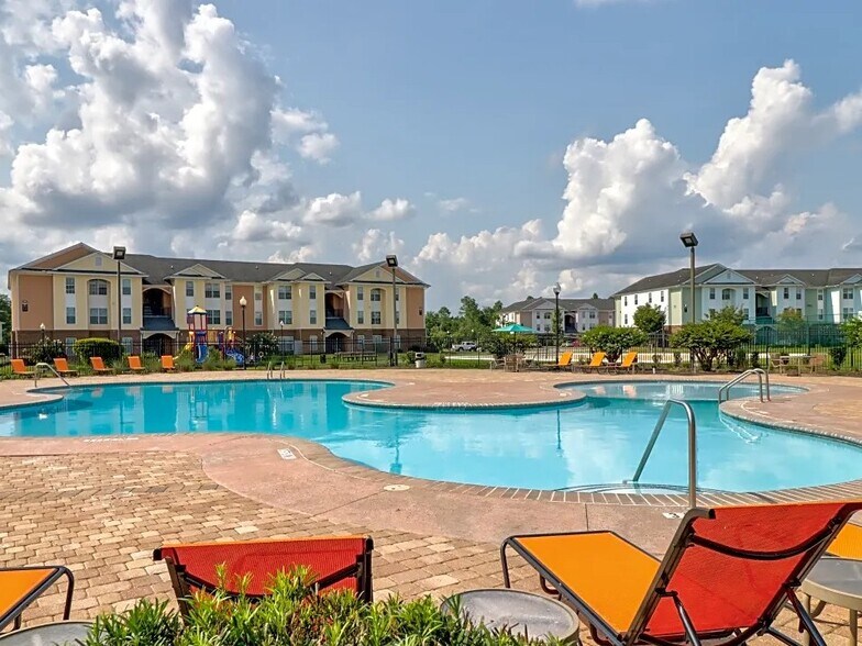 More Photos Of 1300 Independence Place Dr, Hinesville Apartments For Sale
