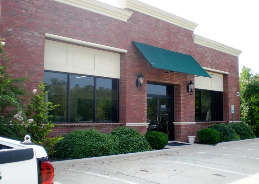 More Photos Of 4990 Old York Rd, Rock Hill Flex For Lease