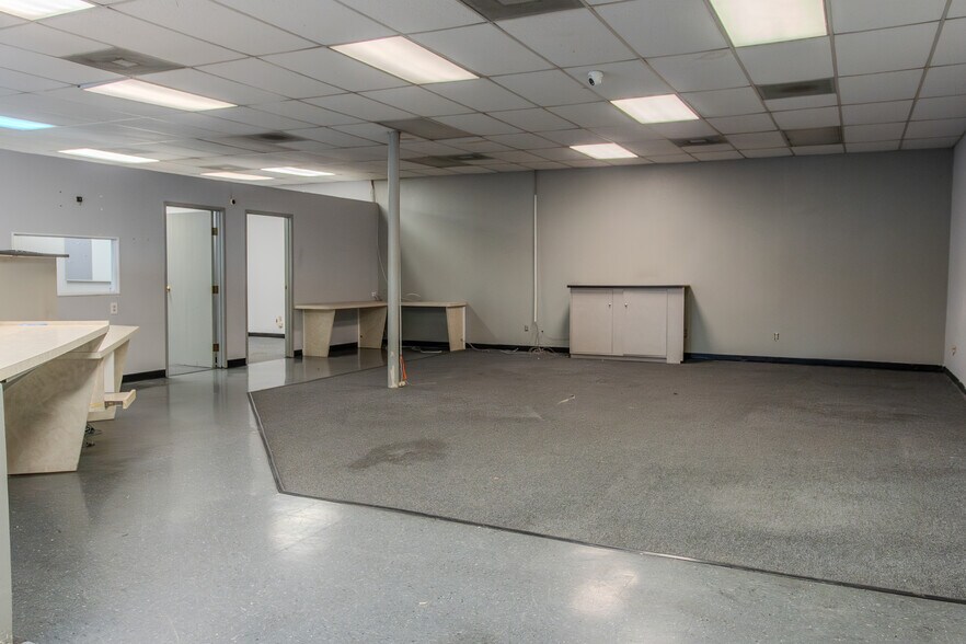 More Photos Of 4357-4359 Florence Ave, Bell Storefront For Lease