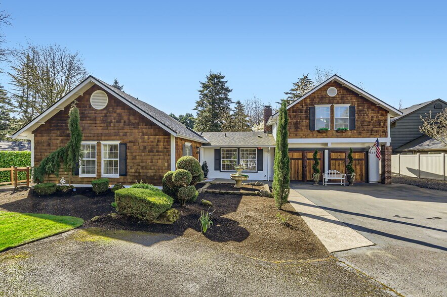 Primary Photo Of 5350 Lakeview Blvd, Lake Oswego Assisted Living For Sale