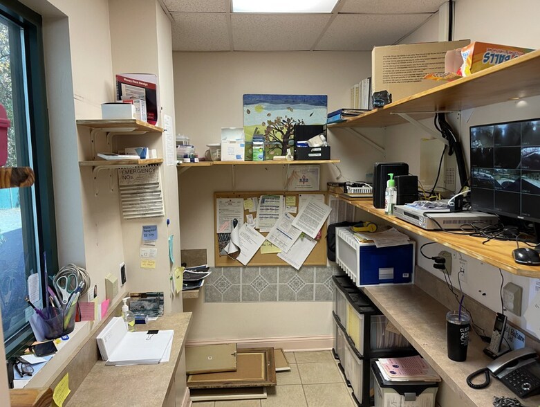 More Photos Of 1101 & 1105 Balsam Rd, Columbia Schools For Sale