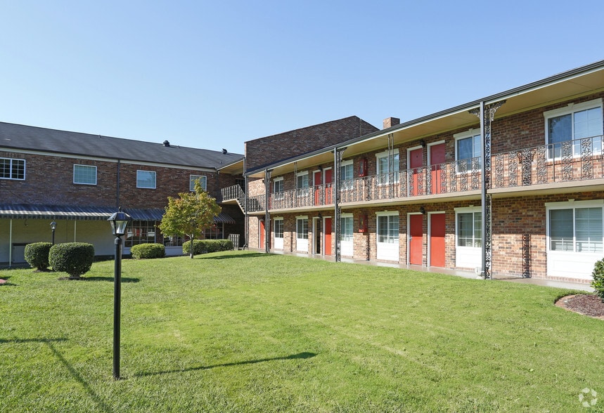 More Photos Of 3501 E Independence Blvd, Charlotte Apartments For Sale