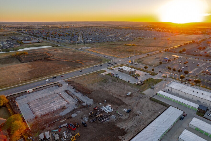 More Photos Of 1791 SW 34th St, Moore Land For Lease