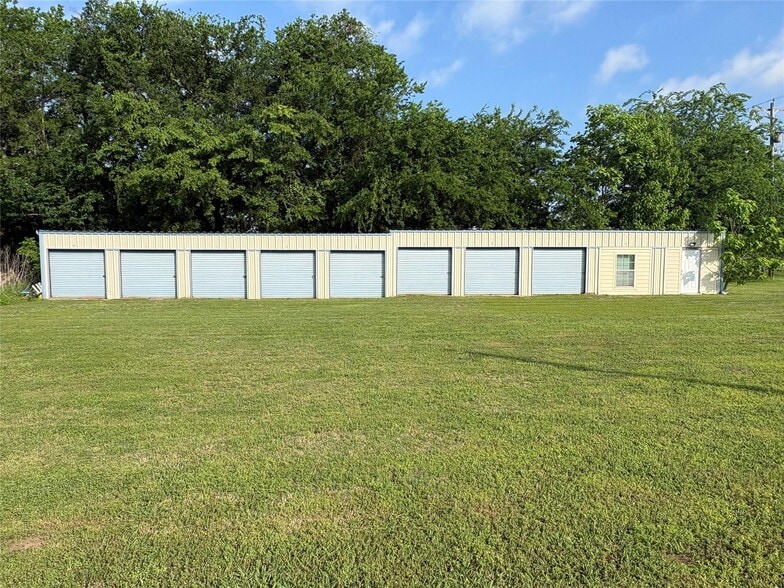 More Photos Of 373 Industrial Blvd, Point Self Storage For Sale