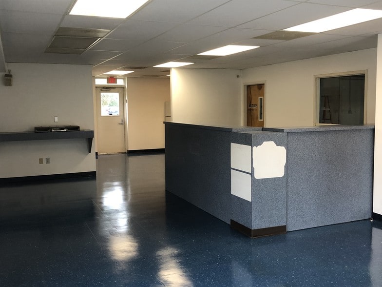 More Photos Of 4585 Printers Ct, White Plains Warehouse For Lease