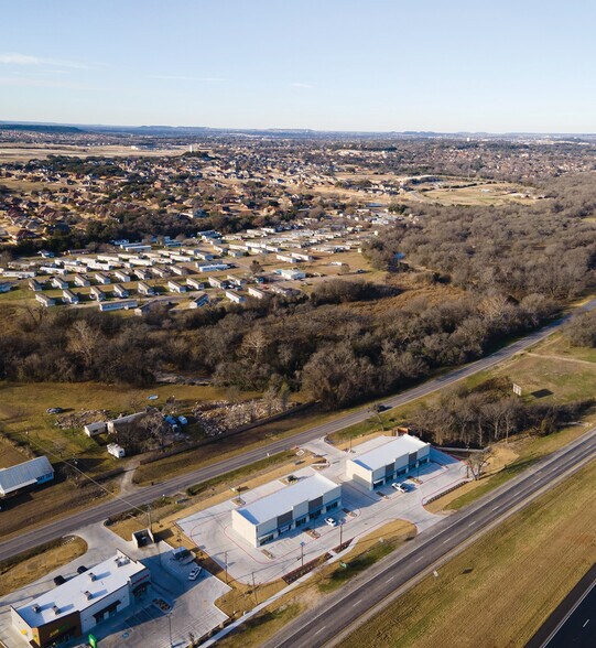 More Photos Of 200 S Main St, Nolanville Unknown For Lease