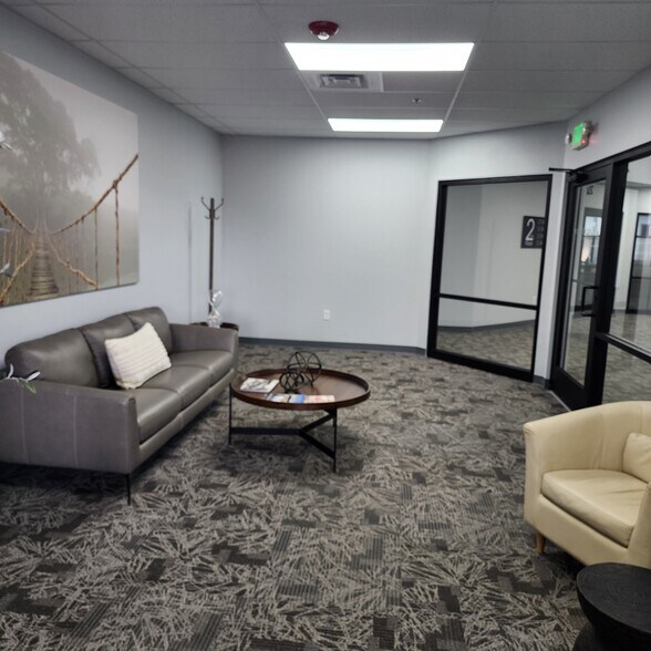 More Photos Of 2920 George Washington Way, Richland Office For Sale