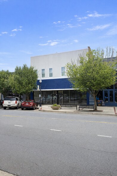 More Photos Of 127 S Wayne St, Milledgeville Apartments For Sale