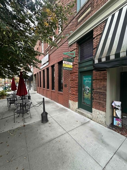 More Photos Of 443 N Main St, Hendersonville Storefront Retail Residential For Lease