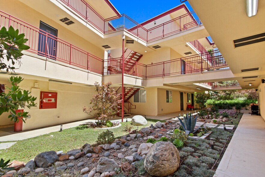 More Photos Of 3320 Redondo Beach Blvd, Torrance Apartments For Sale