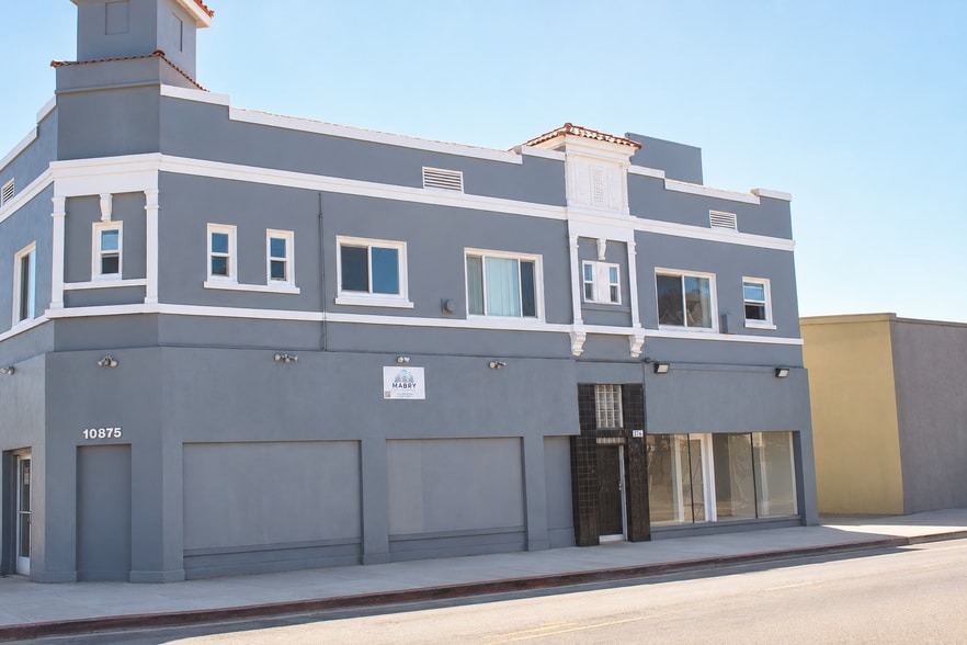 More Photos Of 10875 Venice Blvd, Los Angeles Storefront Retail Residential For Lease