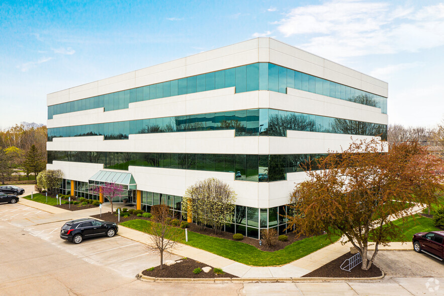 Primary Photo Of 406 Science Dr, Madison Office For Lease