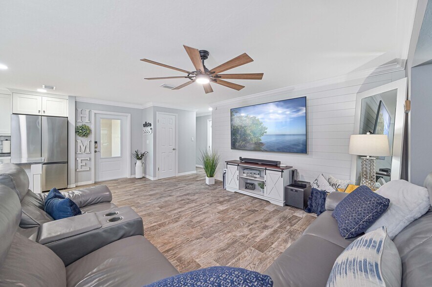 More Photos Of 4240 Ellis Rd, Fort Myers Apartments For Sale