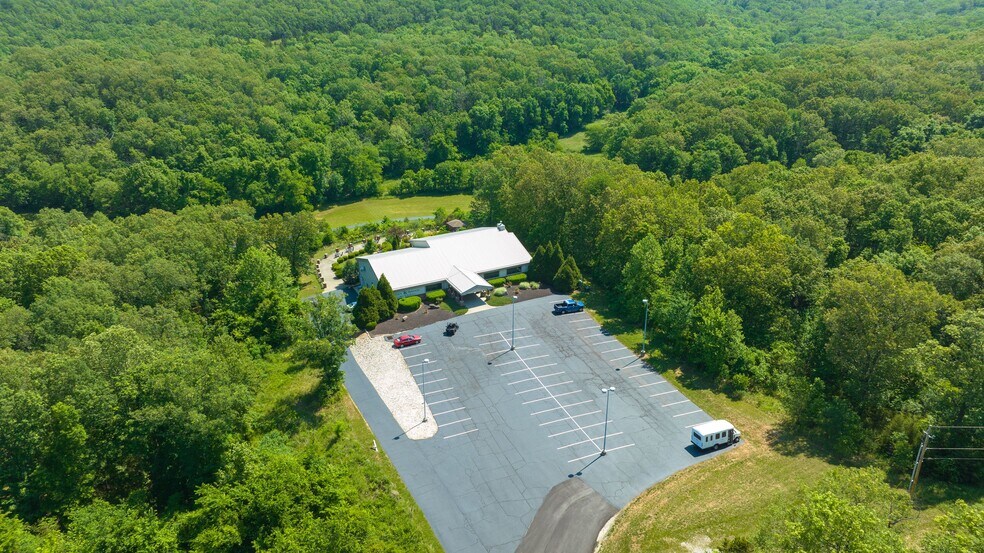 More Photos Of 846 Winery Hills Est, Linn Creek Winery Vineyard For Sale