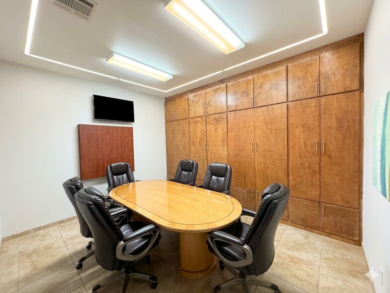 More Photos Of 4512 Legacy Dr, Plano Medical For Lease