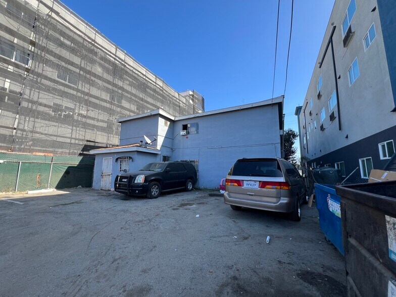 More Photos Of 7307 S Broadway, Los Angeles Apartments For Sale