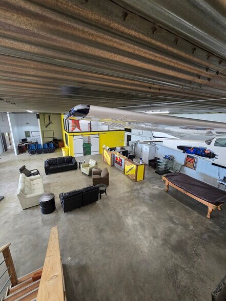 More Photos Of 1041 Hwy 54, Innisfail Refrigeration Cold Storage For Lease