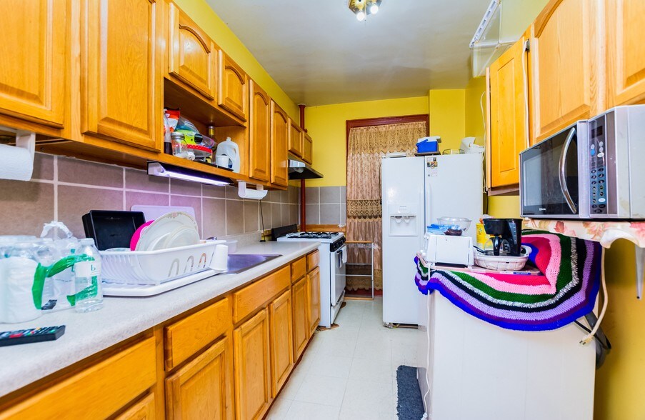 1144 Metcalf Ave, Bronx, NY 10472 Apartments For Sale