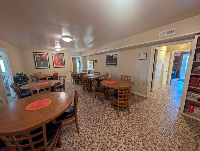 More Photos Of 101 Marapai Rd, Prescott Specialty For Sale