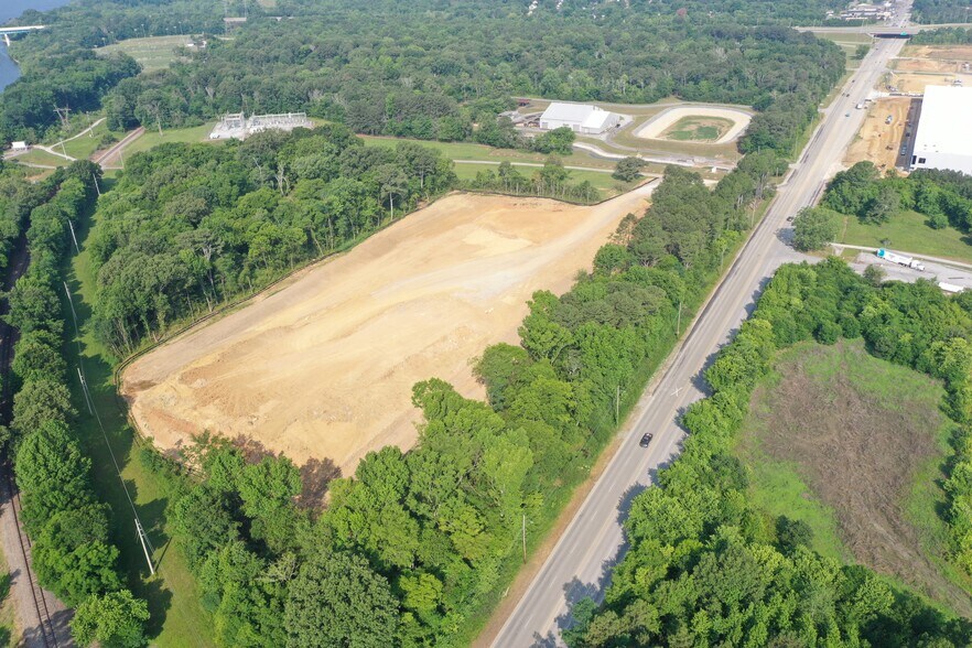 More Photos Of 4546 N Access Rd, Chattanooga Land For Sale