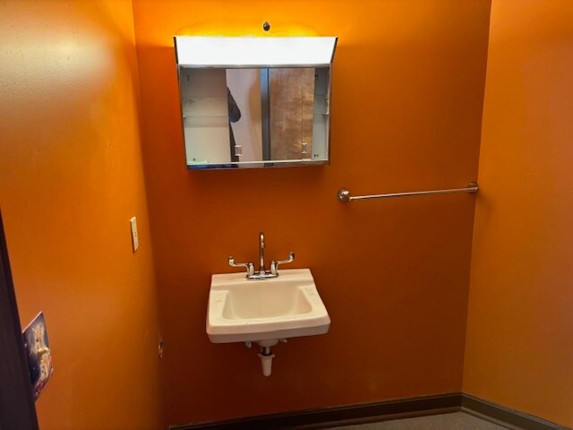 More Photos Of 82 Norwich Westerly Rd, North Stonington Medical For Lease