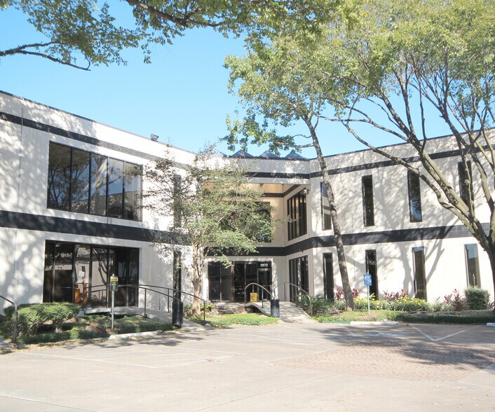 More Photos Of 2800 Antoine Dr, Houston Light Manufacturing For Lease